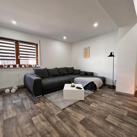 Happy Apartment *