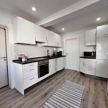 Apartment Happy