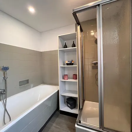 Happy Apartment *